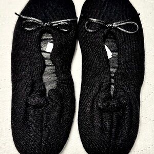 J. Crew Black Cashmere Stretchy Slippers Soft & Luxurious NWT Size W 6M